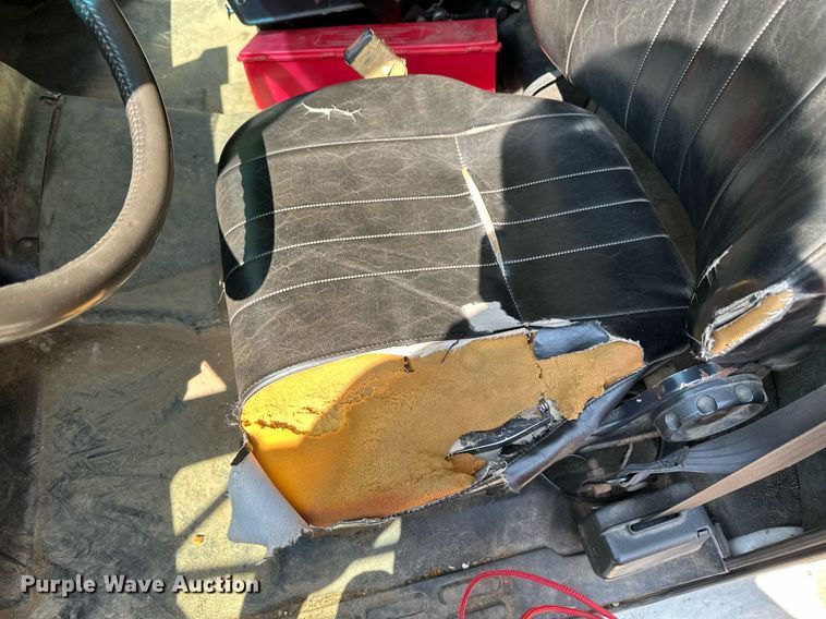 image for item EB2644 1996 GMC TopKick digger derrick truck