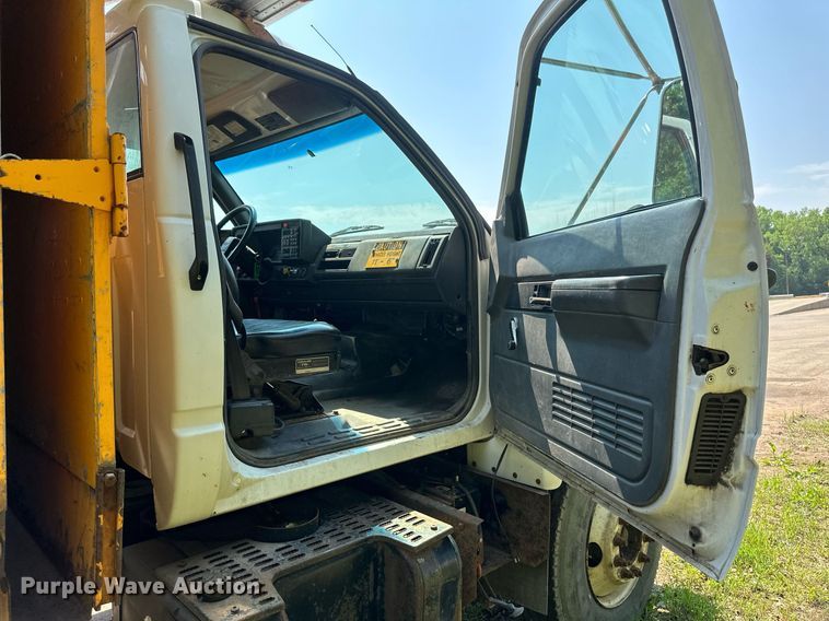 image for item EB2644 1996 GMC TopKick digger derrick truck