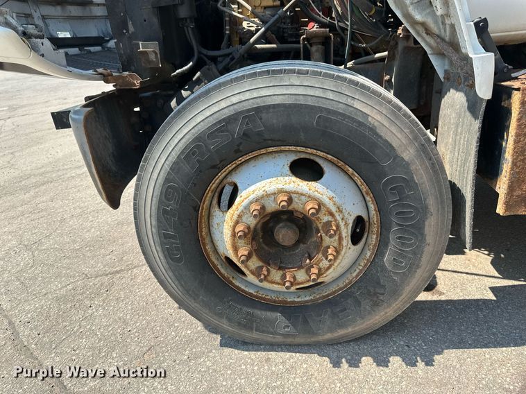 image for item EB2644 1996 GMC TopKick digger derrick truck