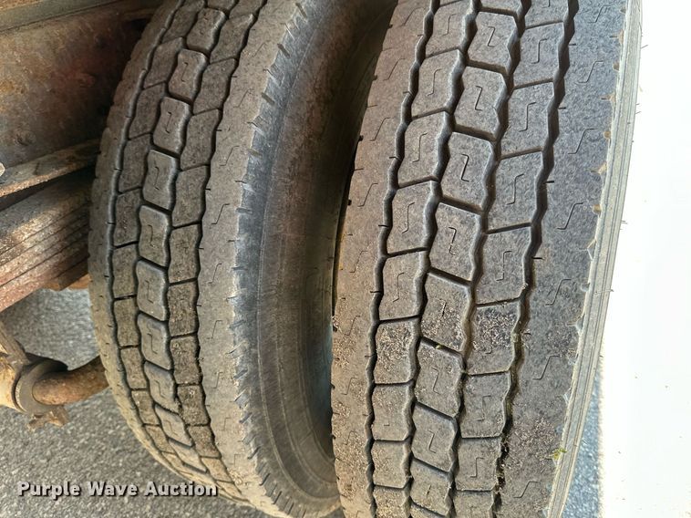 image for item EB2644 1996 GMC TopKick digger derrick truck