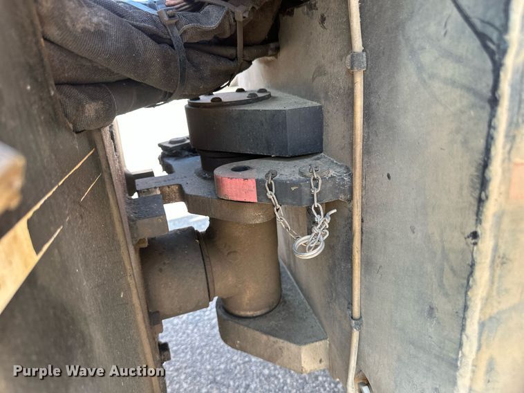 image for item EB2645 2000 Caterpillar CB334D double drum roller