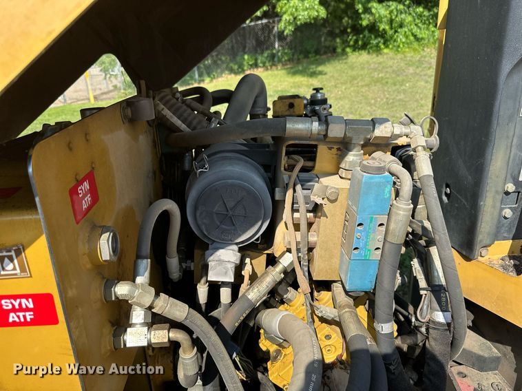 image for item EB2645 2000 Caterpillar CB334D double drum roller