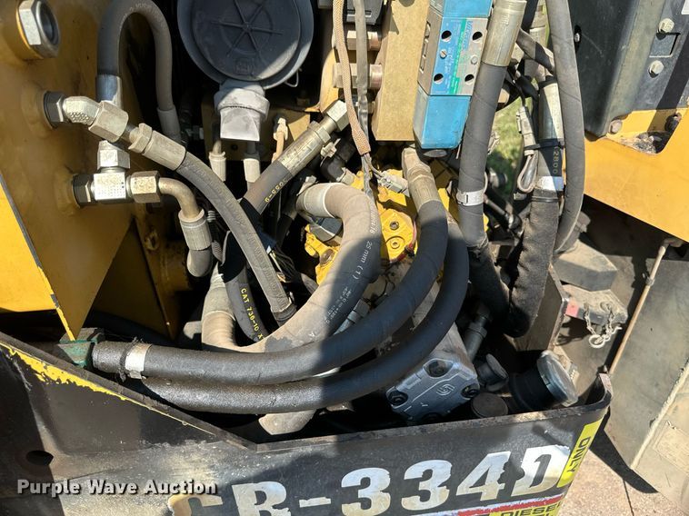 image for item EB2645 2000 Caterpillar CB334D double drum roller