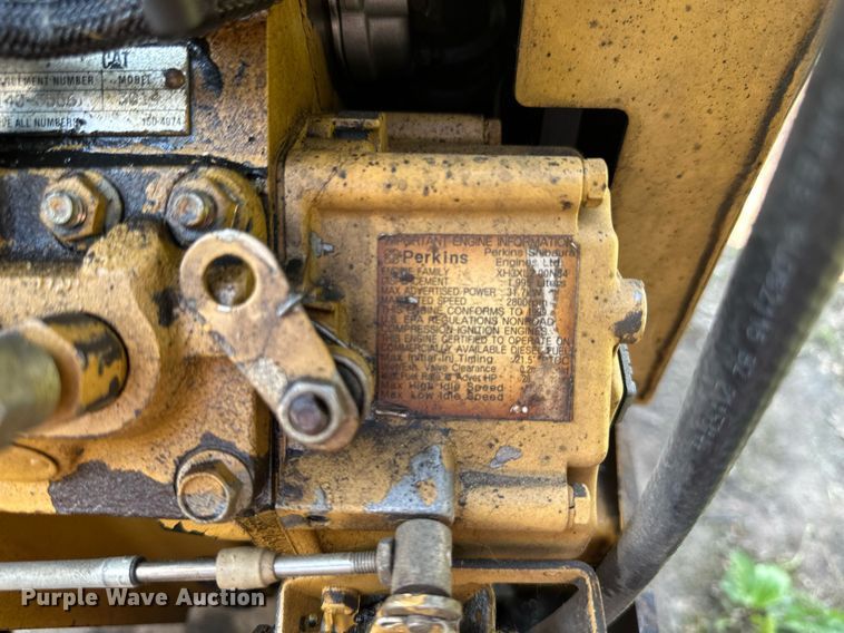 image for item EB2645 2000 Caterpillar CB334D double drum roller