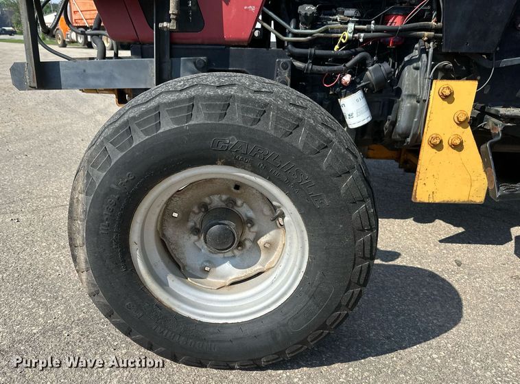 image for item EB2646 2001 Case C60 tractor