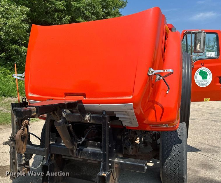 image for item EB2647 2007 Sterling  MBE 900 dump truck