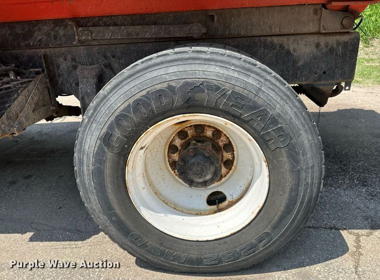 image for item EB2647 2007 Sterling  MBE 900 dump truck