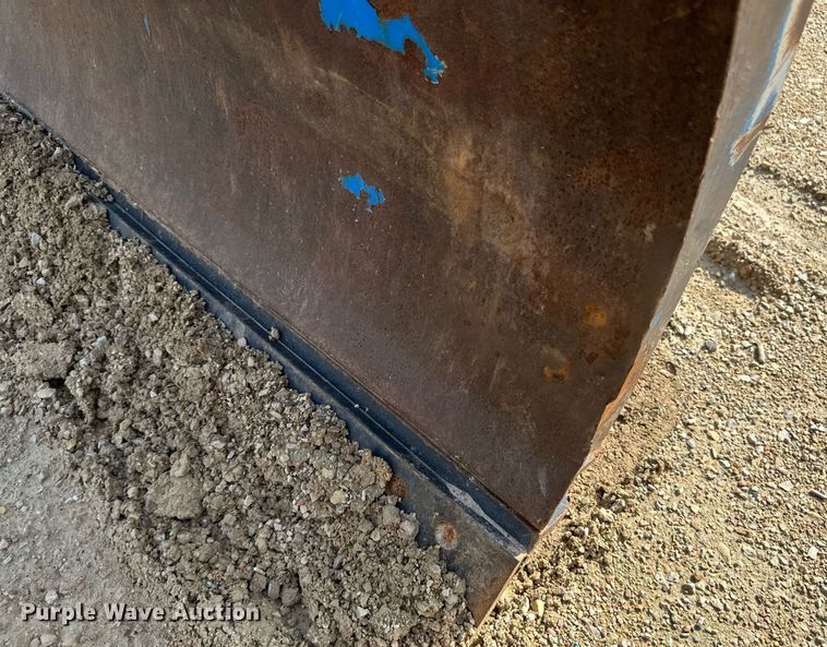 image for item EB2656 Kage wheel loader snow pusher