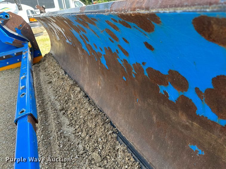 image for item EB2656 Kage wheel loader snow pusher