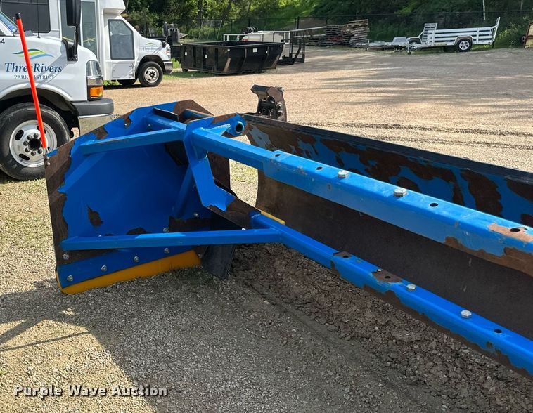 image for item EB2656 Kage wheel loader snow pusher