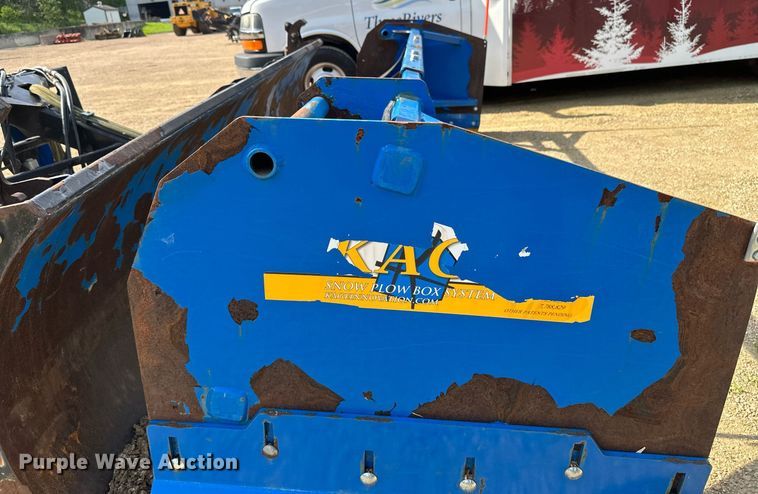 image for item EB2656 Kage wheel loader snow pusher