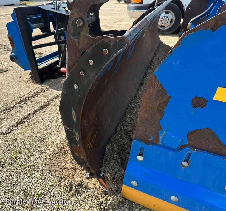 image for item EB2656 Kage wheel loader snow pusher