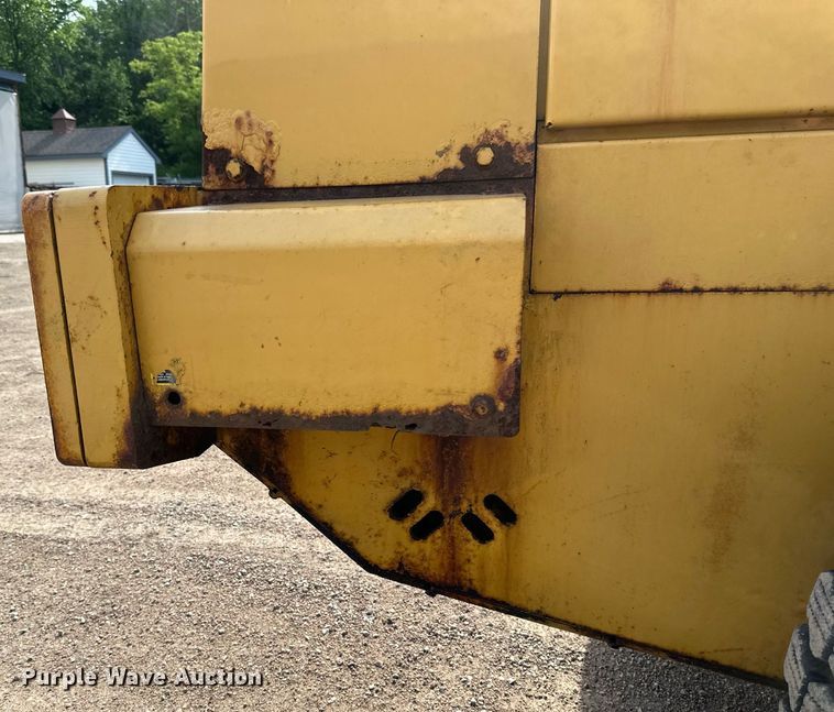 image for item EB2657 John Deere 544G wheel loader