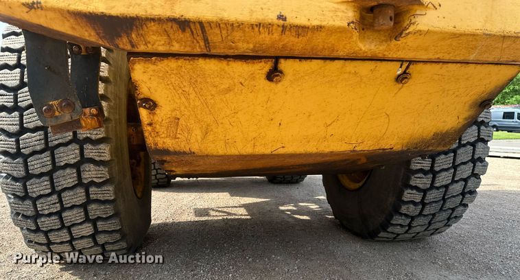 image for item EB2657 John Deere 544G wheel loader