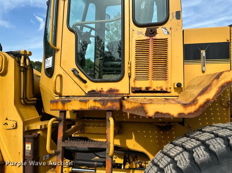 image for item EB2657 John Deere 544G wheel loader