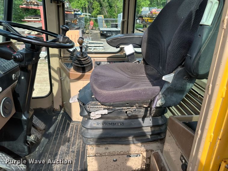 image for item EB2657 John Deere 544G wheel loader