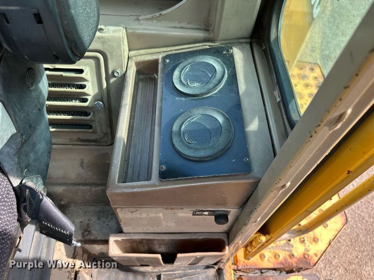 image for item EB2657 John Deere 544G wheel loader