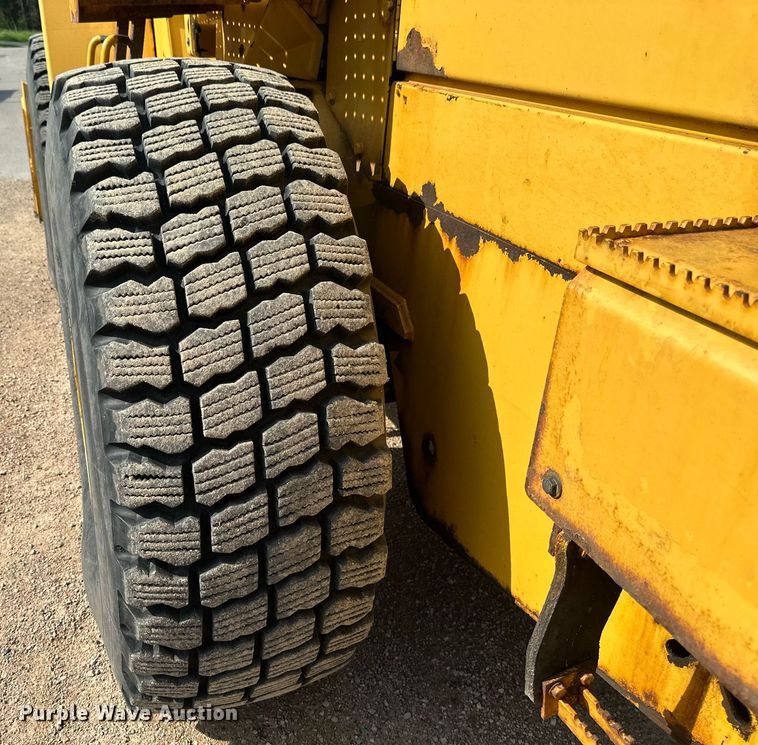image for item EB2657 John Deere 544G wheel loader