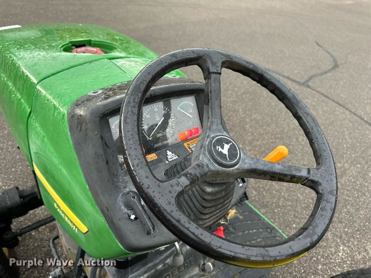 image for item EB2661 2006 John Deere 4200 HFWD tractor