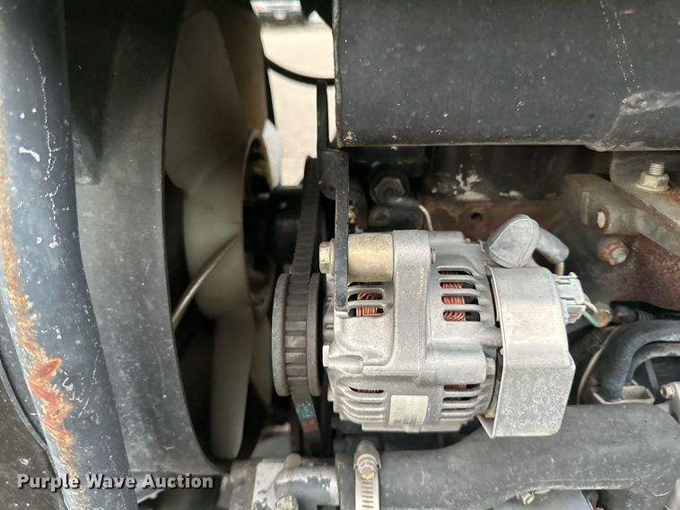 image for item EB2661 2006 John Deere 4200 HFWD tractor