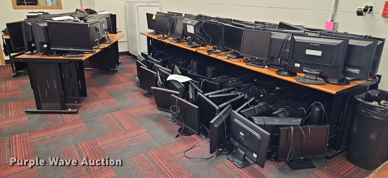 image for item EB8153 Approximately 241 computer monitors