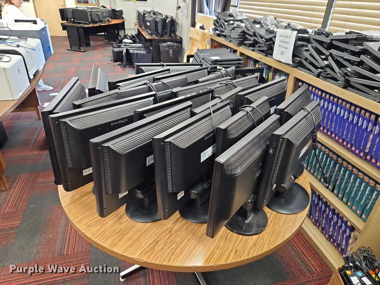 image for item EB8153 Approximately 241 computer monitors