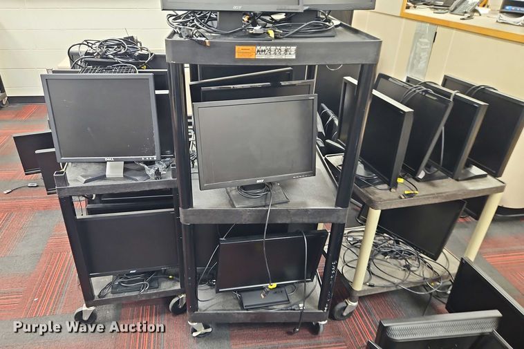 image for item EB8153 Approximately 241 computer monitors