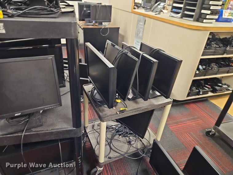 image for item EB8153 Approximately 241 computer monitors