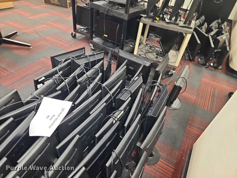 image for item EB8153 Approximately 241 computer monitors