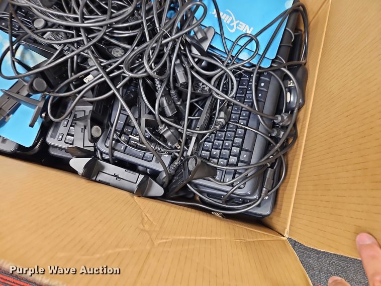 image for item EB8156 Electronics 