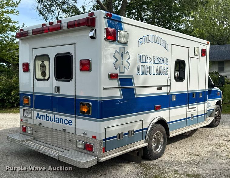 image for item EC7984 1998 Medtec Ford E450 Super Duty ambulance