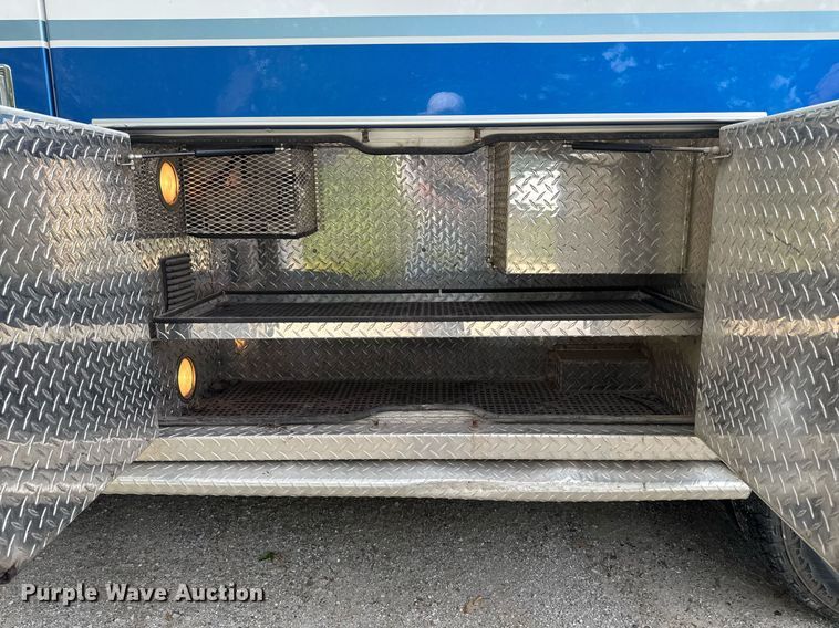 image for item EC7984 1998 Medtec Ford E450 Super Duty ambulance