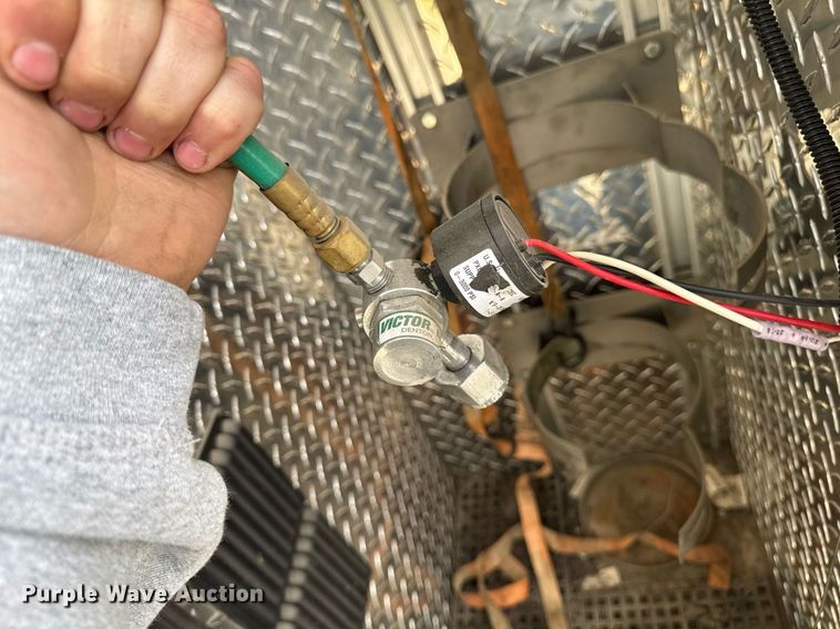 image for item EC7984 1998 Medtec Ford E450 Super Duty ambulance