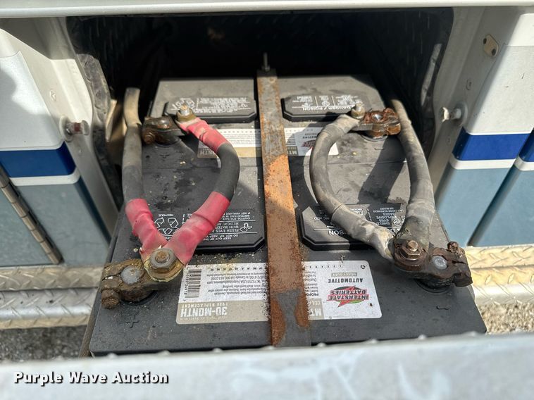 image for item EC7984 1998 Medtec Ford E450 Super Duty ambulance