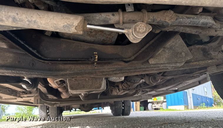 image for item EC7984 1998 Medtec Ford E450 Super Duty ambulance