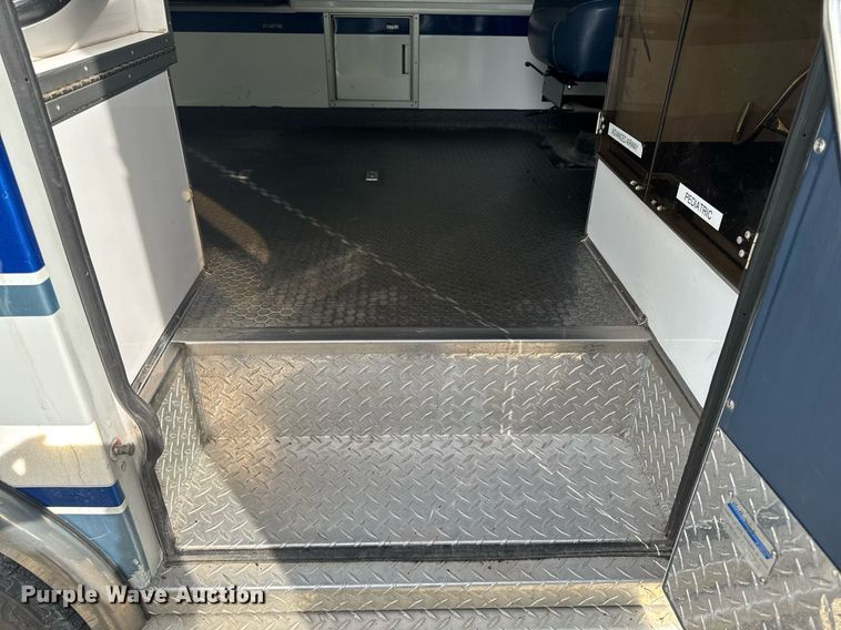 image for item EC7984 1998 Medtec Ford E450 Super Duty ambulance