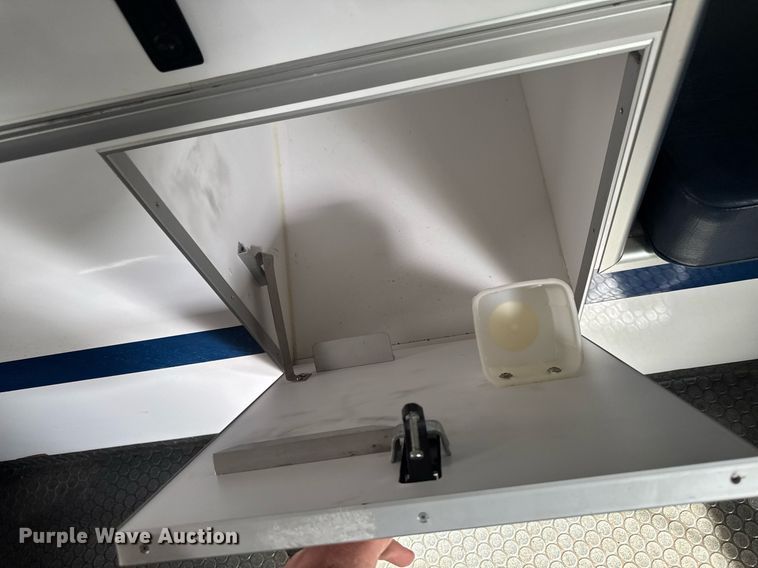 image for item EC7984 1998 Medtec Ford E450 Super Duty ambulance