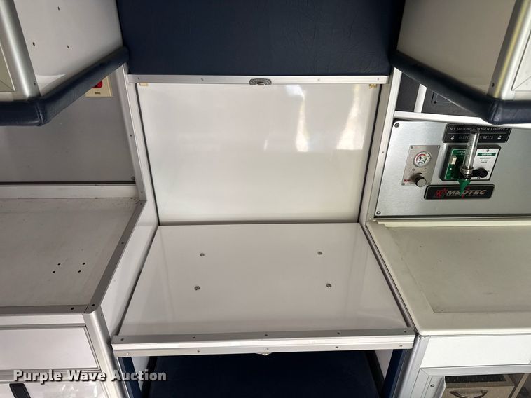 image for item EC7984 1998 Medtec Ford E450 Super Duty ambulance