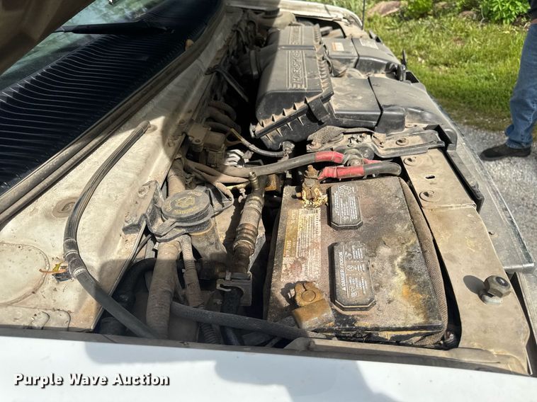 image for item EC7984 1998 Medtec Ford E450 Super Duty ambulance