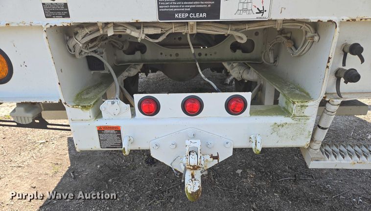 image for item ED2068 2007 International 4400 bucket truck