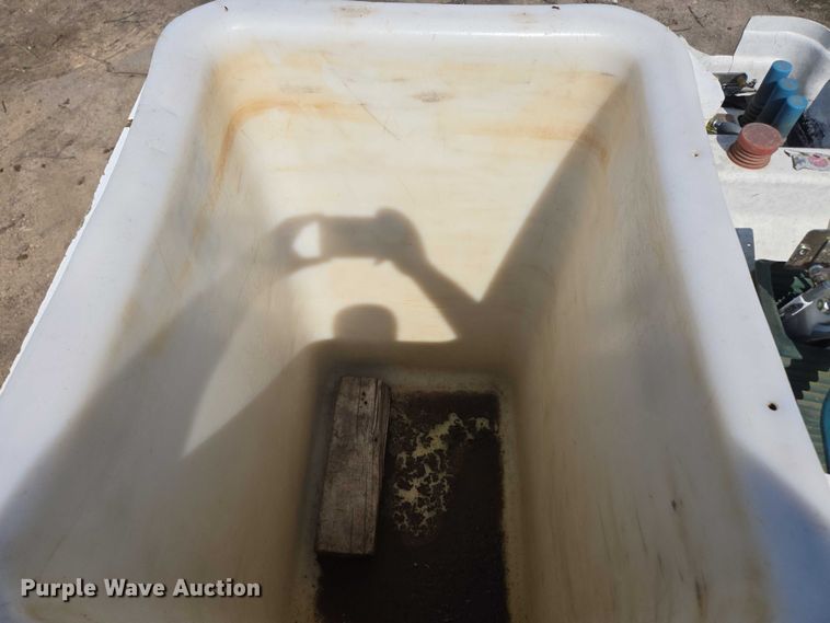 image for item ED2068 2007 International 4400 bucket truck