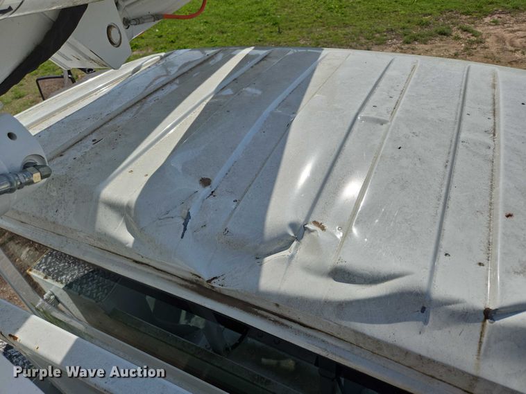 image for item ED2068 2007 International 4400 bucket truck