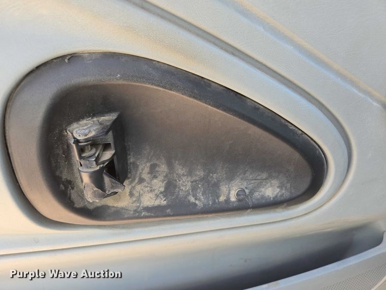 image for item ED2068 2007 International 4400 bucket truck