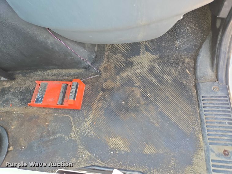 image for item ED2068 2007 International 4400 bucket truck