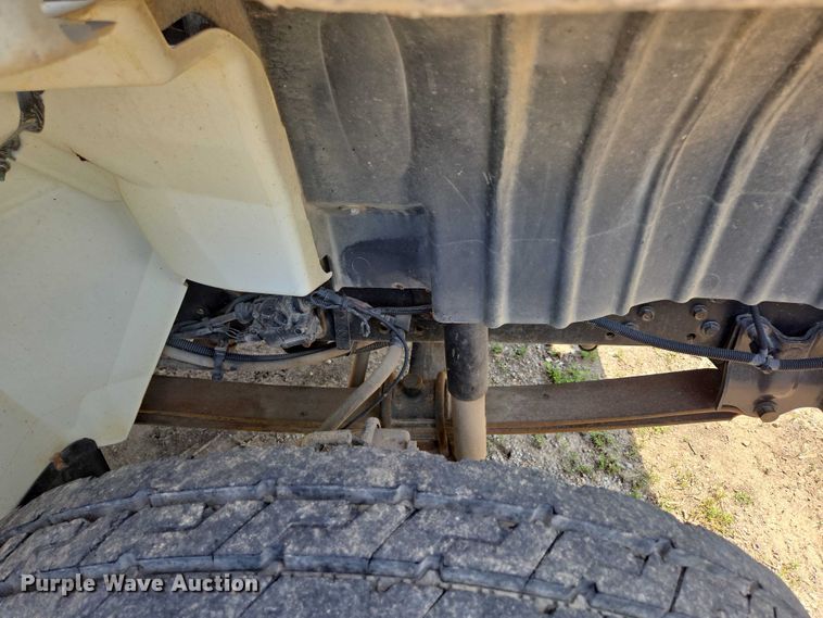 image for item ED2068 2007 International 4400 bucket truck