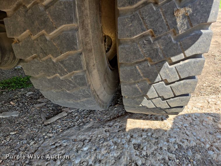 image for item ED2068 2007 International 4400 bucket truck