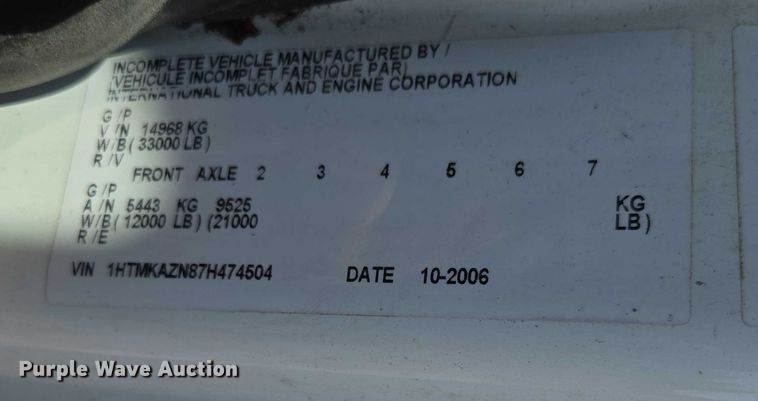 image for item ED2068 2007 International 4400 bucket truck