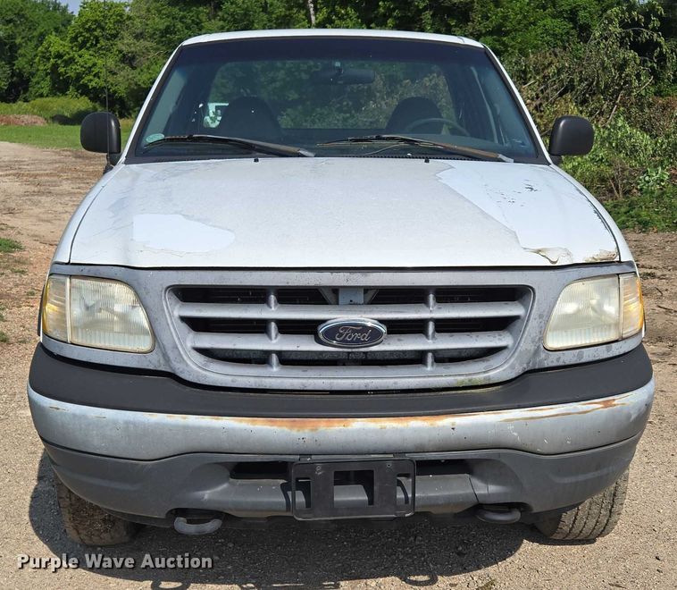 image for item ED2070 2000 Ford F150 pickup truck