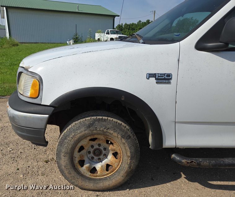image for item ED2070 2000 Ford F150 pickup truck