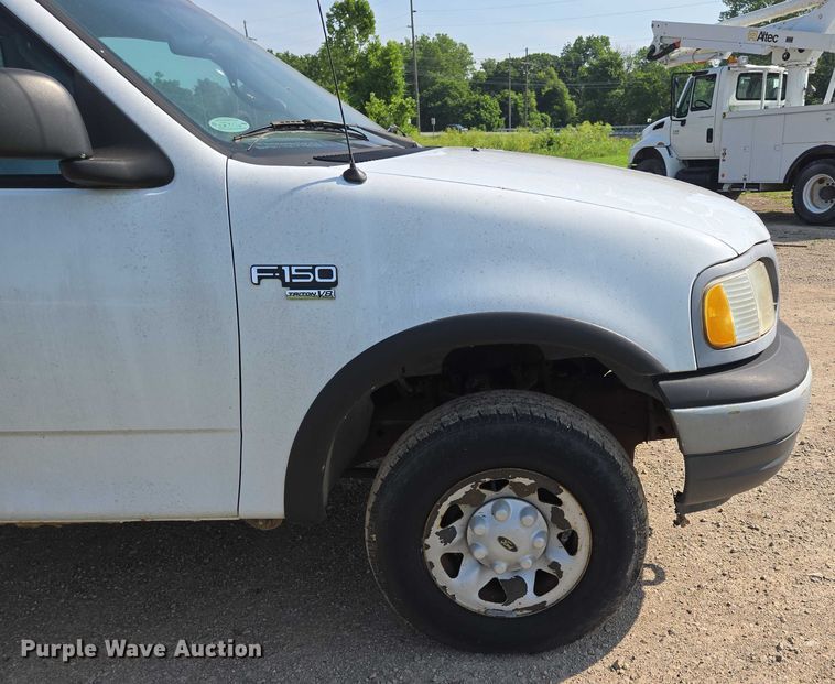 image for item ED2070 2000 Ford F150 pickup truck